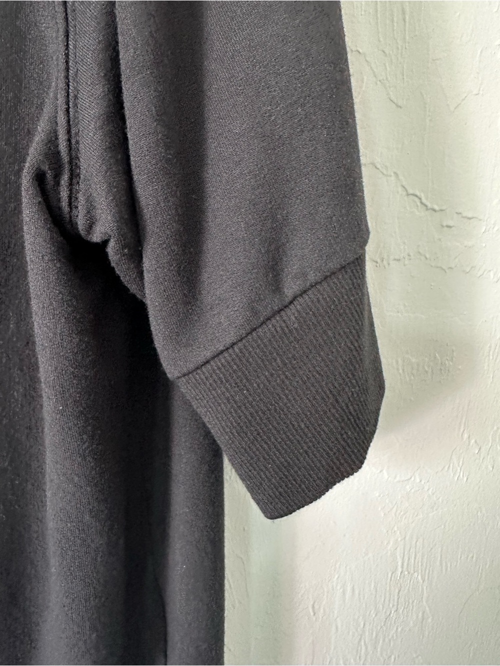 Athleta Black V-Neck Short Sleeve Tee - Picture 7 of 10